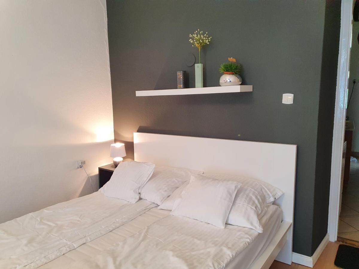 Boesix Apartman Будапеща Екстериор снимка