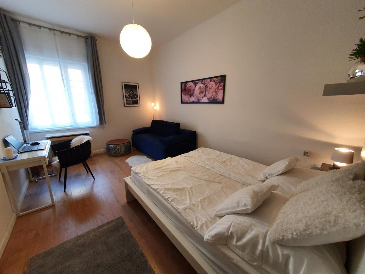 Boesix Apartman Будапеща Екстериор снимка