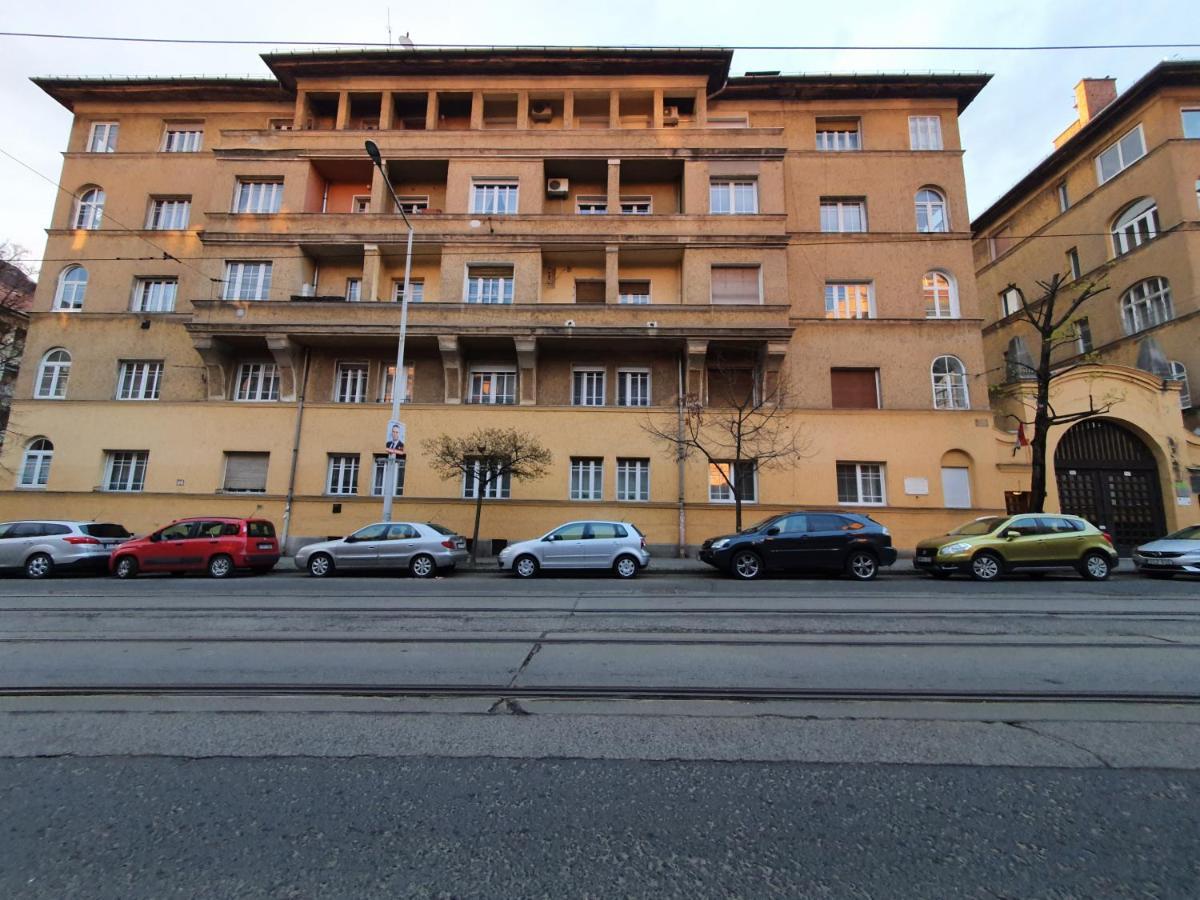 Boesix Apartman Будапеща Екстериор снимка